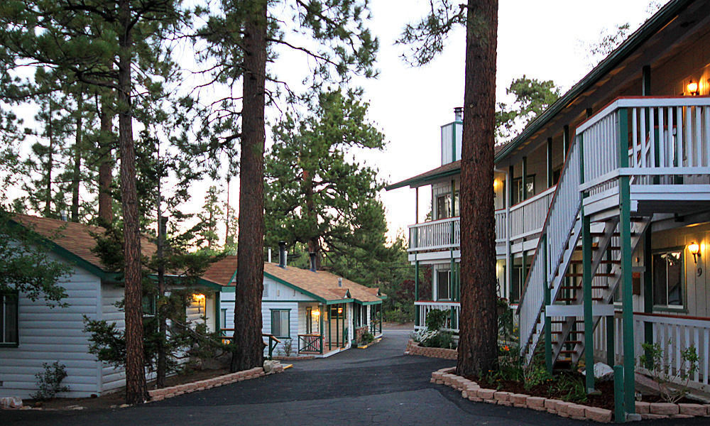 Hillcrest Suites & Cabins Big Bear Lake Exterior photo